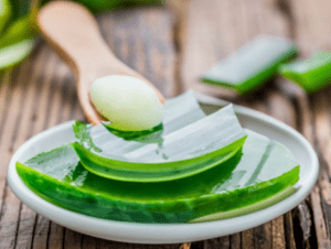 איך להכין משחה טבעית לצלקות ישנות וניתוחים