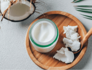 מתכון: קרם טבעי לריפוי כף הרגל לעקבים יבשים וסדוקים